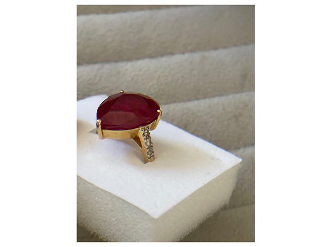 Autre Marque Anello in oro 18K con rubini e diamanti misura 53 Giallo - vista 2