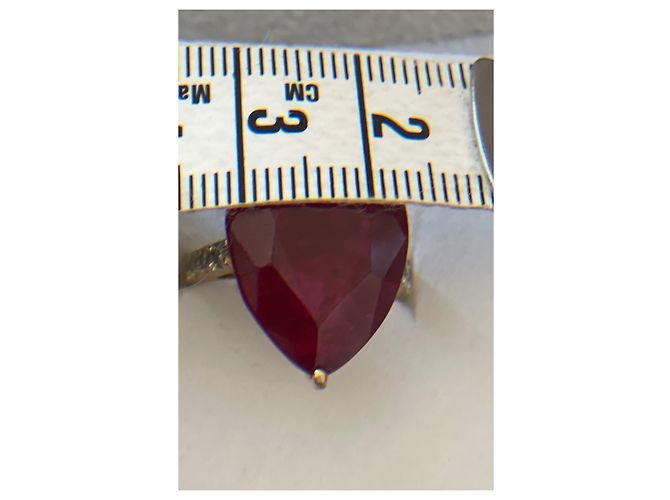 Autre Marque Anello in oro 18K con rubini e diamanti misura 53 Giallo - vista 3