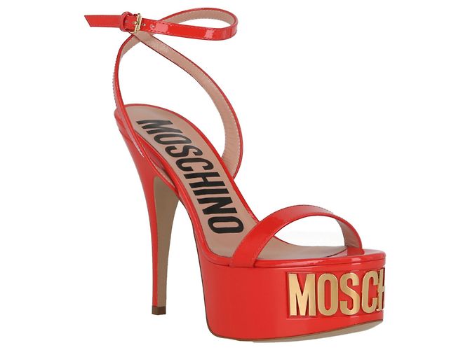 Décolleté Moschino in pelle verniciata con logo e lettera - vista 2