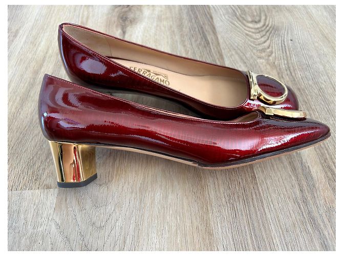 Salvatore Ferragamo Lackleder Pumps Dunkelrot - Ansicht 2