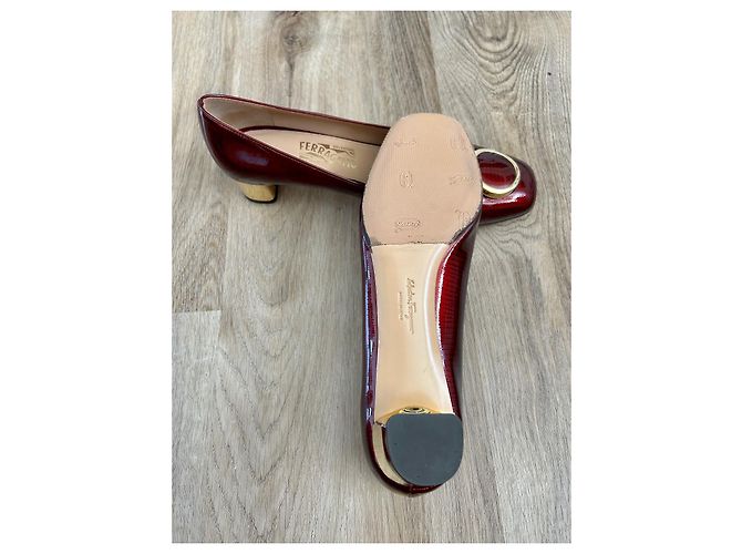 Salvatore Ferragamo Lackleder Pumps Dunkelrot - Ansicht 6
