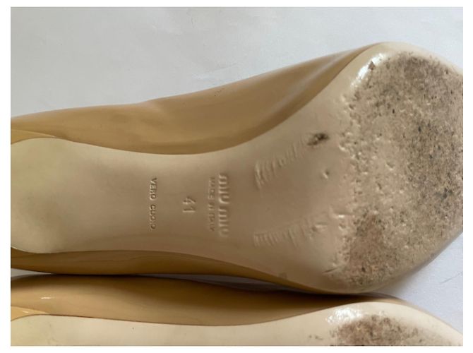 Décolleté Miu Miu in vernice beige 41 - vista 8