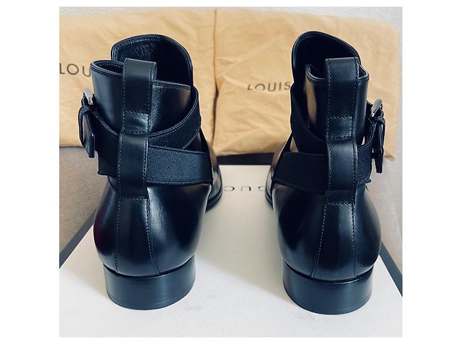 Louis Vuitton Boots Black - view 6