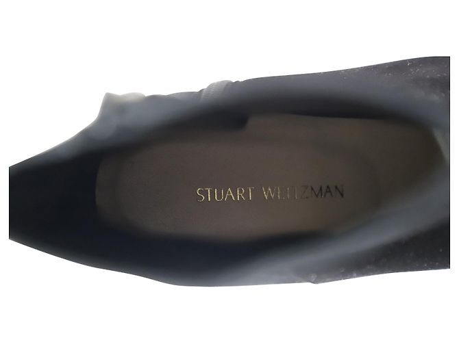 Stuart Weitzman Botines Kera con hebilla de cristal en ante negro - vista 8