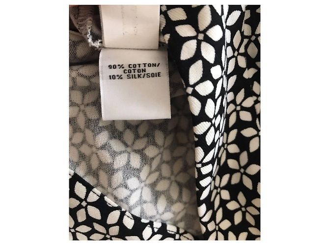 Diane Von Furstenberg DvF New Yahzi Vestido curto envelope de seda preto e branco - vista 8