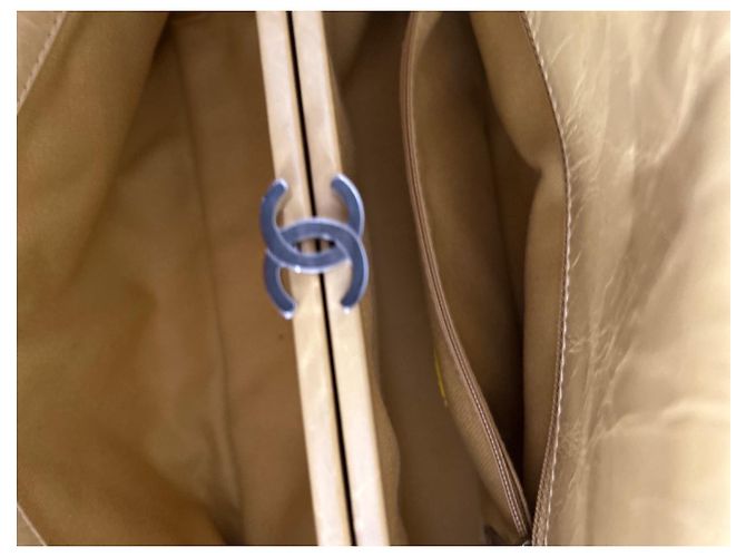 Borsa a mano Chanel Mademoiselle Gialla in Pelle Giallo - vista 5