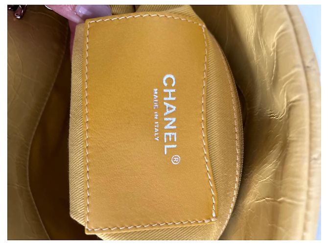 Borsa a mano Chanel Mademoiselle Gialla in Pelle Giallo - vista 6