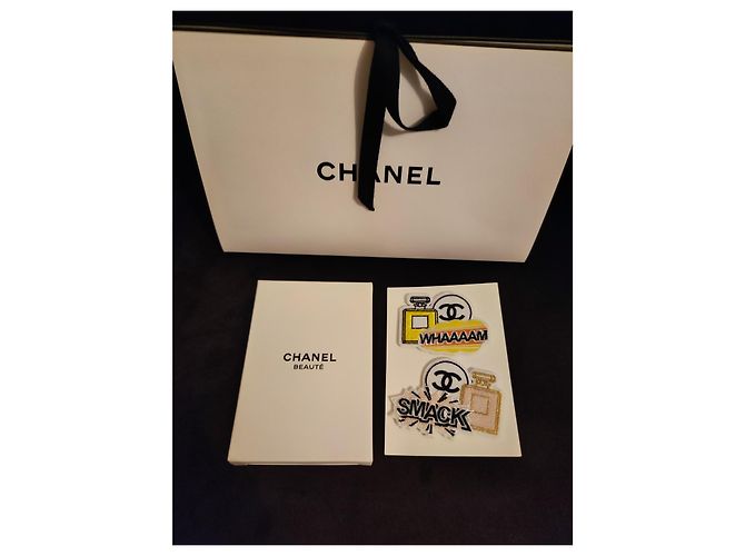 Chanel Presentes VIP Multicor - vista 2