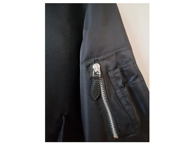 Burberry Bomberjacke Schwarz aus Polyester Größe 40 - Ansicht 9