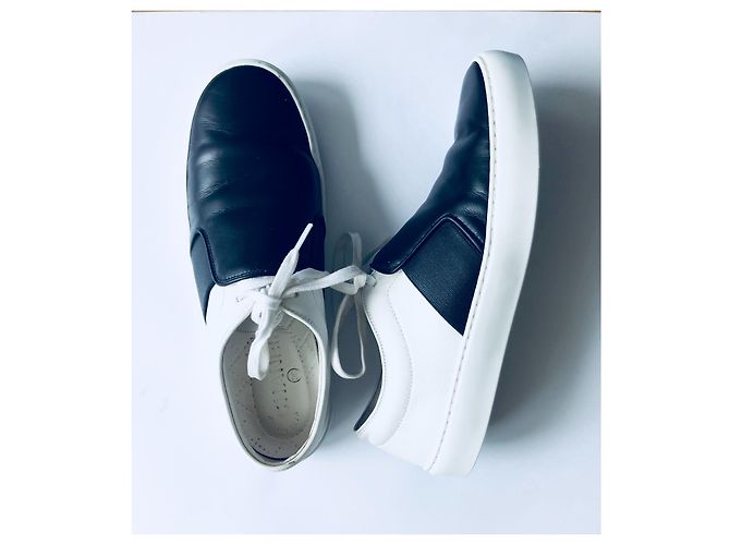 Chanel Slip su scarpe da ginnastica in bianco e nero - vista 4