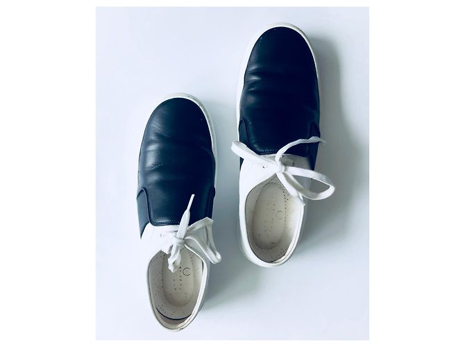 Chanel Slip su scarpe da ginnastica in bianco e nero - vista 9