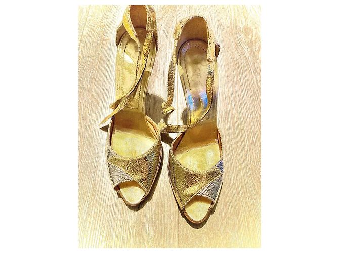 Sandali con tacco oro e argento Casadei D'oro - vista 7