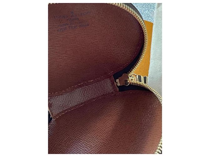 Louis Vuitton Monedero redondo Castaño - vista 5