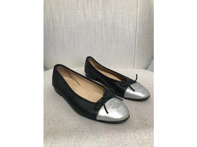 Timeless CHANEL Bailarinas T.UE 36 cuero Negro - vista 3