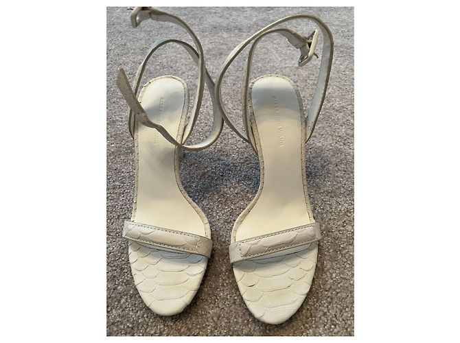 Alexander Wang „Antonia“ Gletscherweiß, Ledersandalen mit Python-Effekt - Ansicht 8