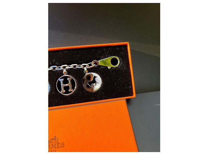 Hermès Breloque Taschenanhänger Silber Silber Hardware - Ansicht 3