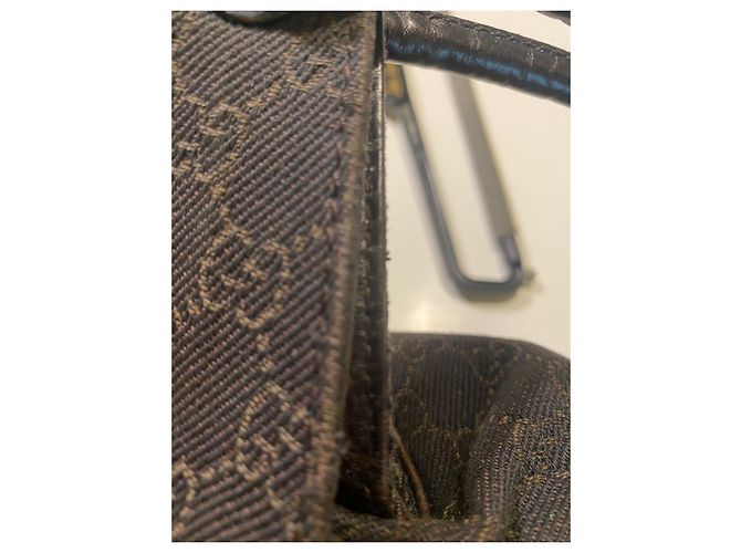 Borsa hobo Gucci monogramma GG tela marrone - vista 6