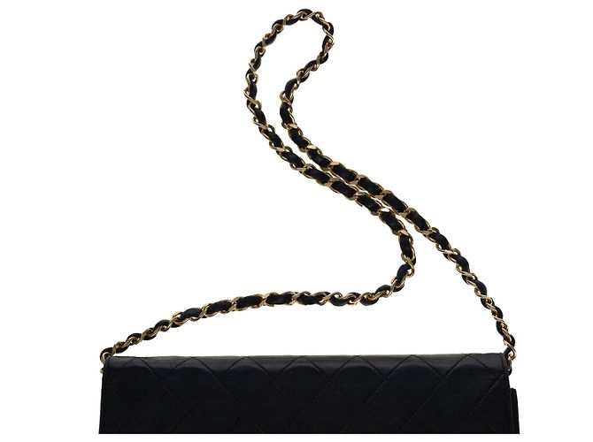 Timeless CHANEL Umhängetasche mit voller Klappe aus schwarzem Leder - 100596 - Ansicht 7