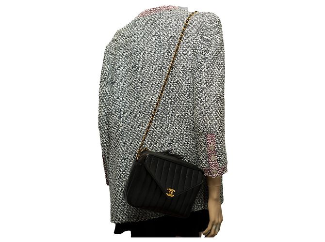CHANEL camera shoulder bag in black leather - 100544 - view 11