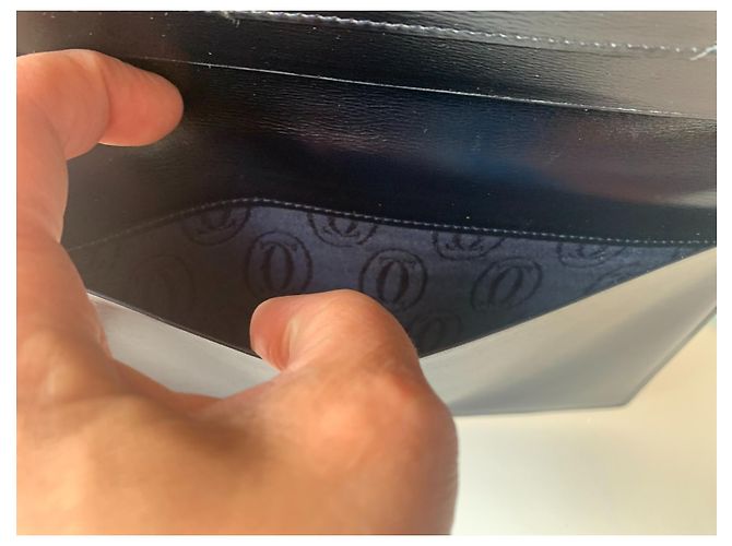 Clutch Cartier Sapphire in pelle nera con finiture oro Nero Gold hardware - vista 8