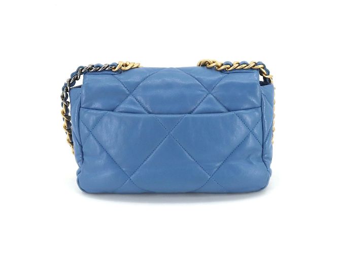 Chanel 19 Borsa con patta in pelle trapuntata media Blu - vista 2