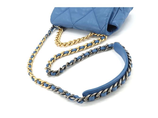 Chanel 19 Borsa con patta in pelle trapuntata media Blu - vista 8