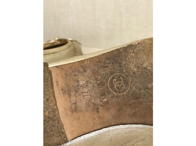 Timeless CHANEL Bailarinas T.UE 37 cuero Dorado - vista 7