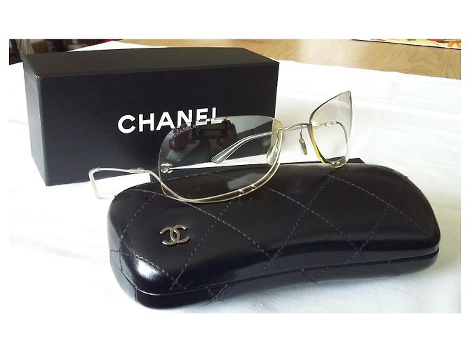 Chanel Senza montatura con perla - Ottime condizioni Grigio Metallico - vista 2