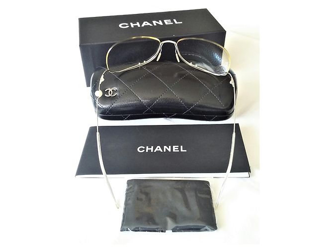 Chanel Senza montatura con perla - Ottime condizioni Grigio Metallico - vista 8