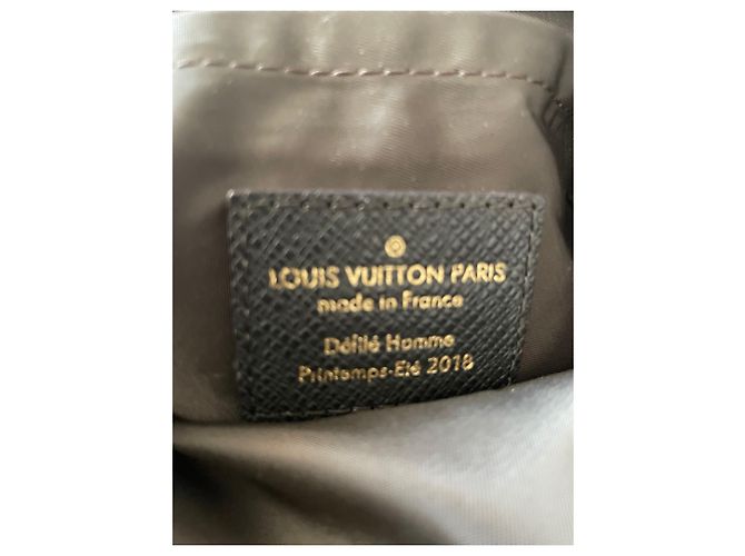 Louis Vuitton Messenger da esterno marrone blu di Virgil Abloh Marrone scuro - vista 9