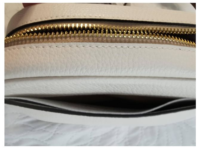 Borsa a tracolla Coach in pelle bianca ecru Beige Cachi Bianco sporco Marrone chiaro - vista 9