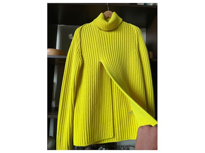 Louis Vuitton Rollkragenpullover mit grobem Rippstrick-Schlitz, Gelb - Ansicht 5