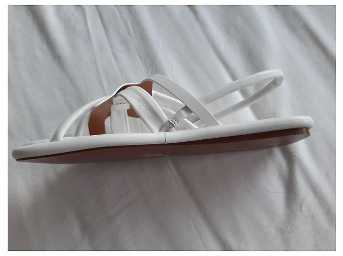 Robert Clergerie SANDALI PIATTI IN CUOIO BIANCO - vista 3