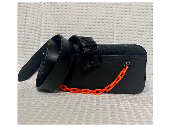 Louis Vuitton Marsupio pochette Volga Nero - vista 3