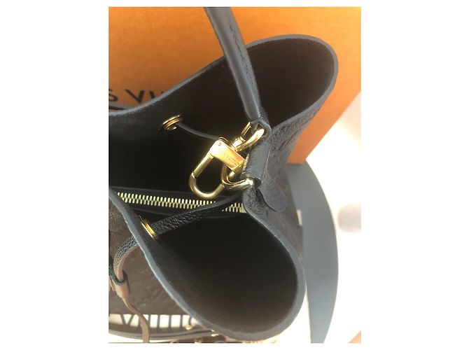 Louis Vuitton NéoNoé Empreinte Borsa in pelle nera Nero - vista 10