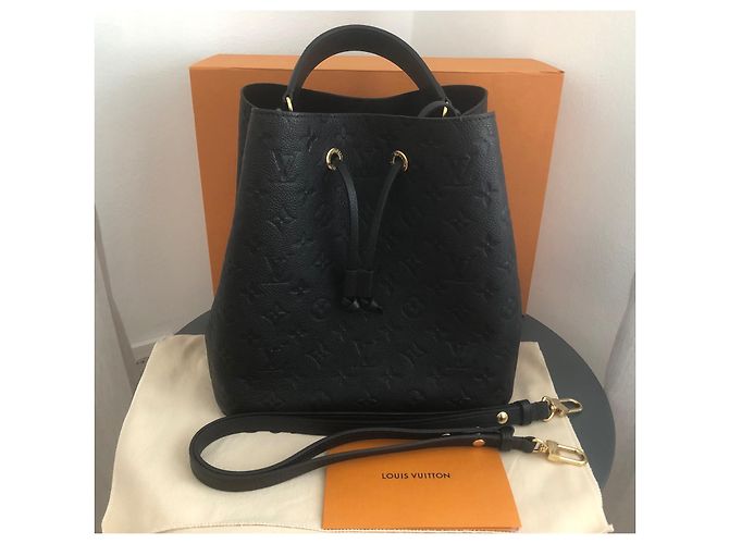 Louis Vuitton NéoNoé Empreinte Borsa in pelle nera Nero - vista 2