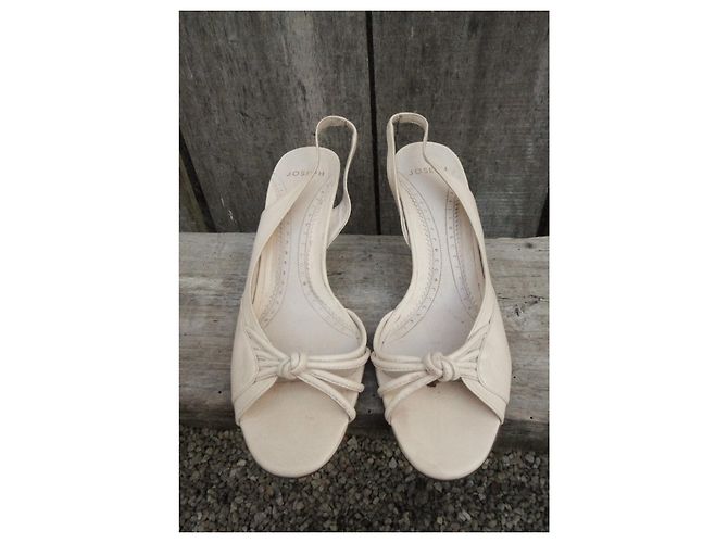 Sandali con tacco Joseph in pelle beige 37 - vista 3