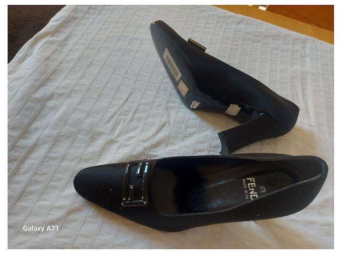 Fendi High Heels aus schwarzem Leder Größe 38 - Ansicht 10