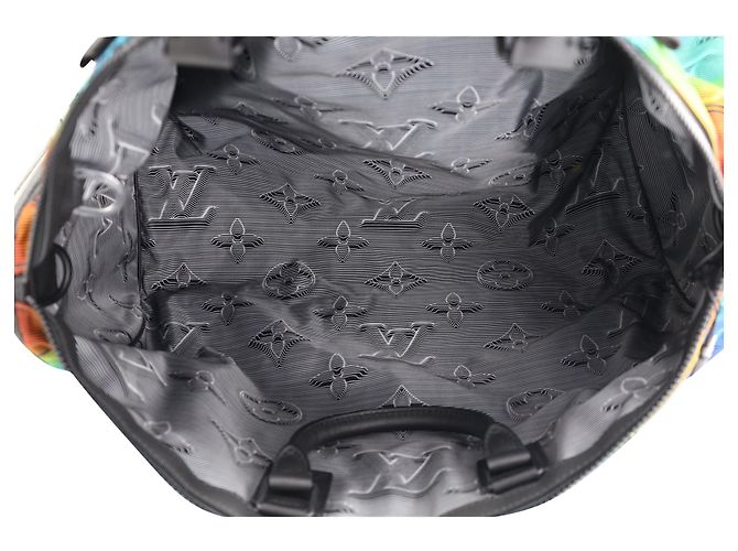 Louis Vuitton Monogram 3D 2054 Reversible Keepall Bandoulière 50 Bag in Multicolor Nylon - view 17