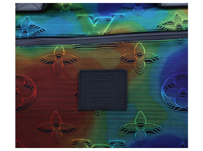 Louis Vuitton Monogram 3D 2054 Reversible Keepall Bandoulière 50 Bag in Multicolor Nylon - view 7