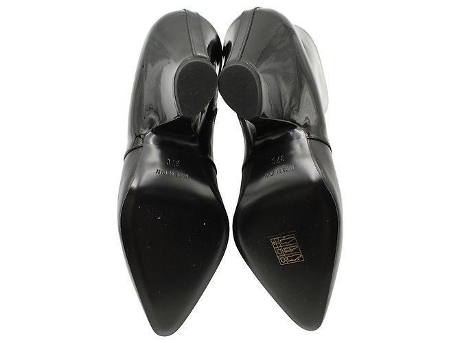 Timeless Chanel 20Botines con logo C en charol negro - vista 6