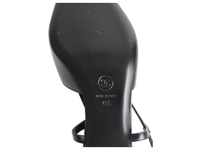Timeless Décolleté Slingback con logo Chanel CC in pelle nera Nero - vista 6