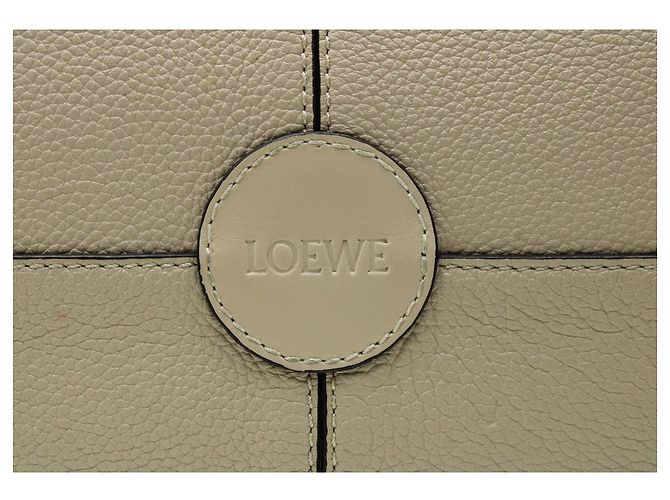 Loewe Cushion Tote Bag in Pelle di vitello Beige Marrone - vista 12