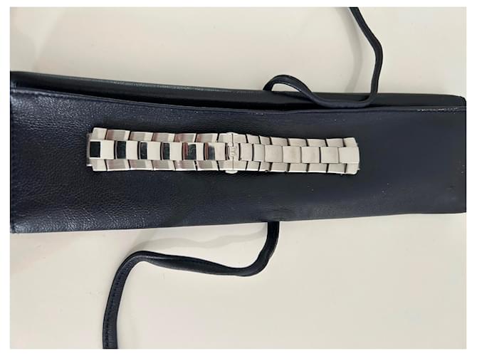 Technomarine Damenuhr mit Diamantkrone - Ansicht 5