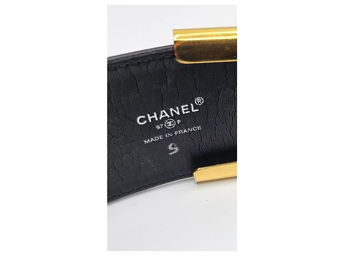 Cintura Chanel in pelle nera e oro 70 cm Nero D'oro - vista 3