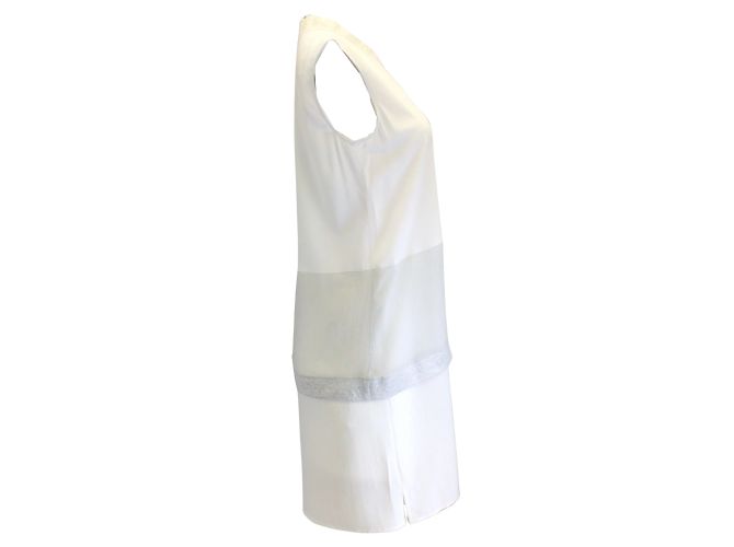 Lorena Antoniazzi Vestido midi de seda cinza claro sem mangas com decote em V - vista 2