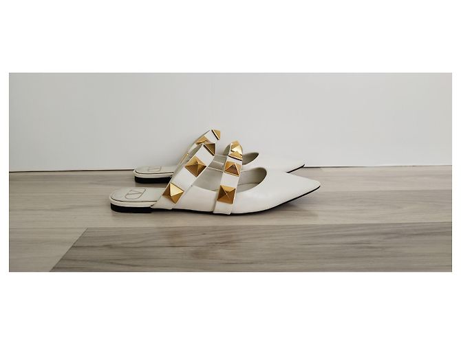 Valentino Garavani Mulas - vista 3