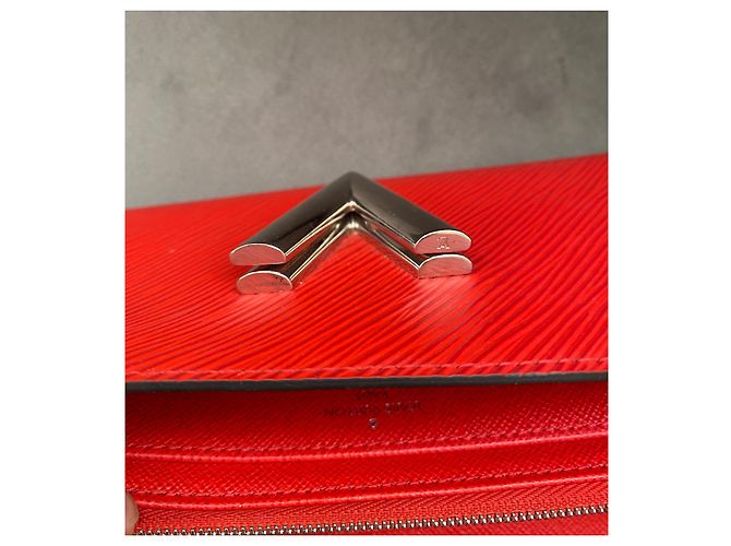 Louis Vuitton Purses, wallets, cases Red - view 5