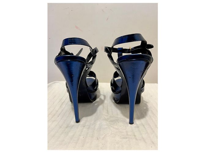 Yves Saint Laurent Sandali YSL Tribute di colore blu metallizzato Metallico - vista 4