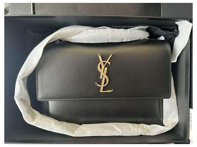 Yves Saint Laurent Atardecer Negro - vista 2